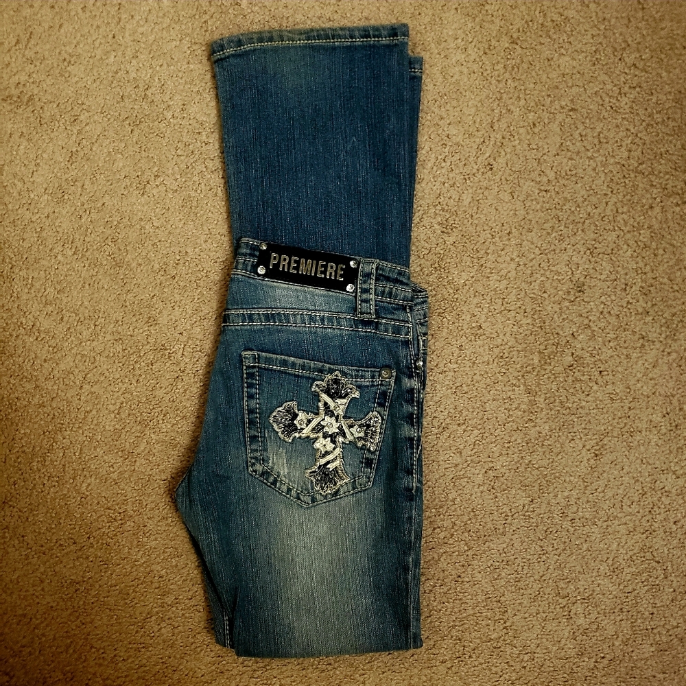 "Premiere Rue21" Size Regular 5/6 Flare.